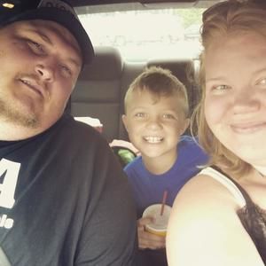 Meet your Posher, Crystal